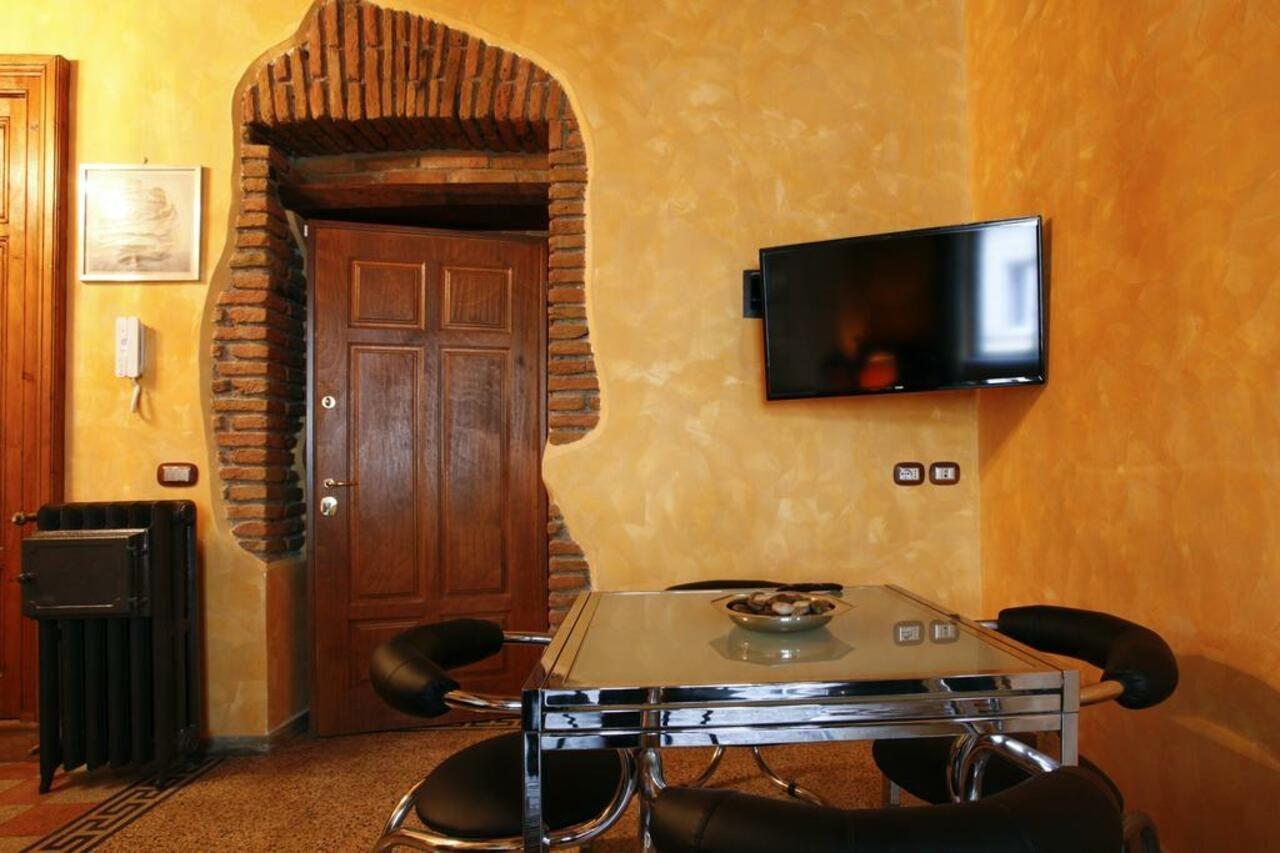 רומא Casa Vacanza Colosseo מראה חיצוני תמונה